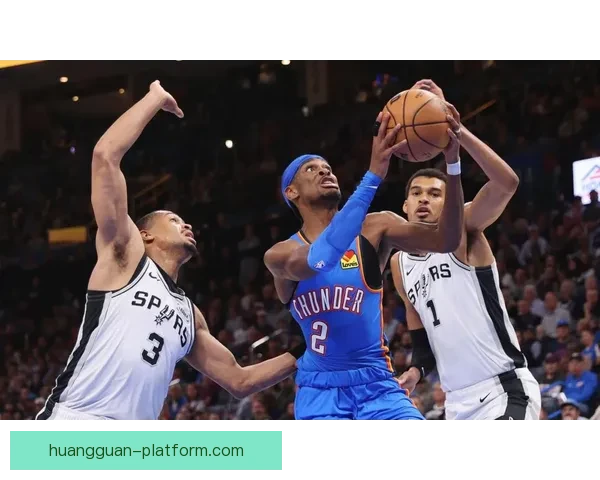 文班41分18篮板3盖帽零失误领衔马刺大胜勇士 卡斯尔15分11板助攻全队